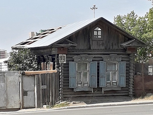 Дом жилой одноэтажный (деревянный), г. Челябинск, ул. Российская, 80