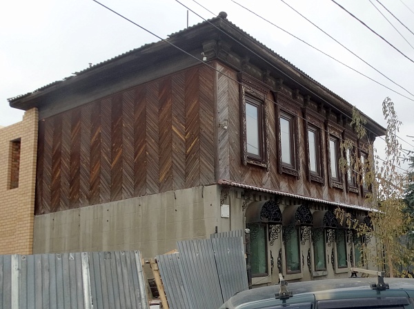 Дом жилой двухэтажный (дом телеграфиста Степанова) , г. Челябинск, ул. Труда, 67