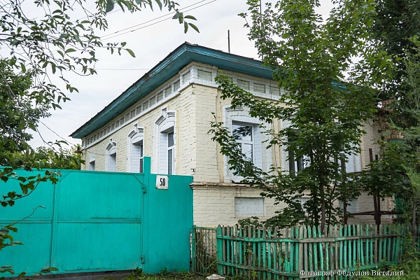 Дом Мансурова,  Челябинская область, г. Верхнеуральск, ул. Мира, 50