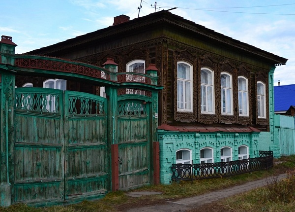Дом купца Устьянцева (г. Верхнеуральск, ул. Ленина, 23)